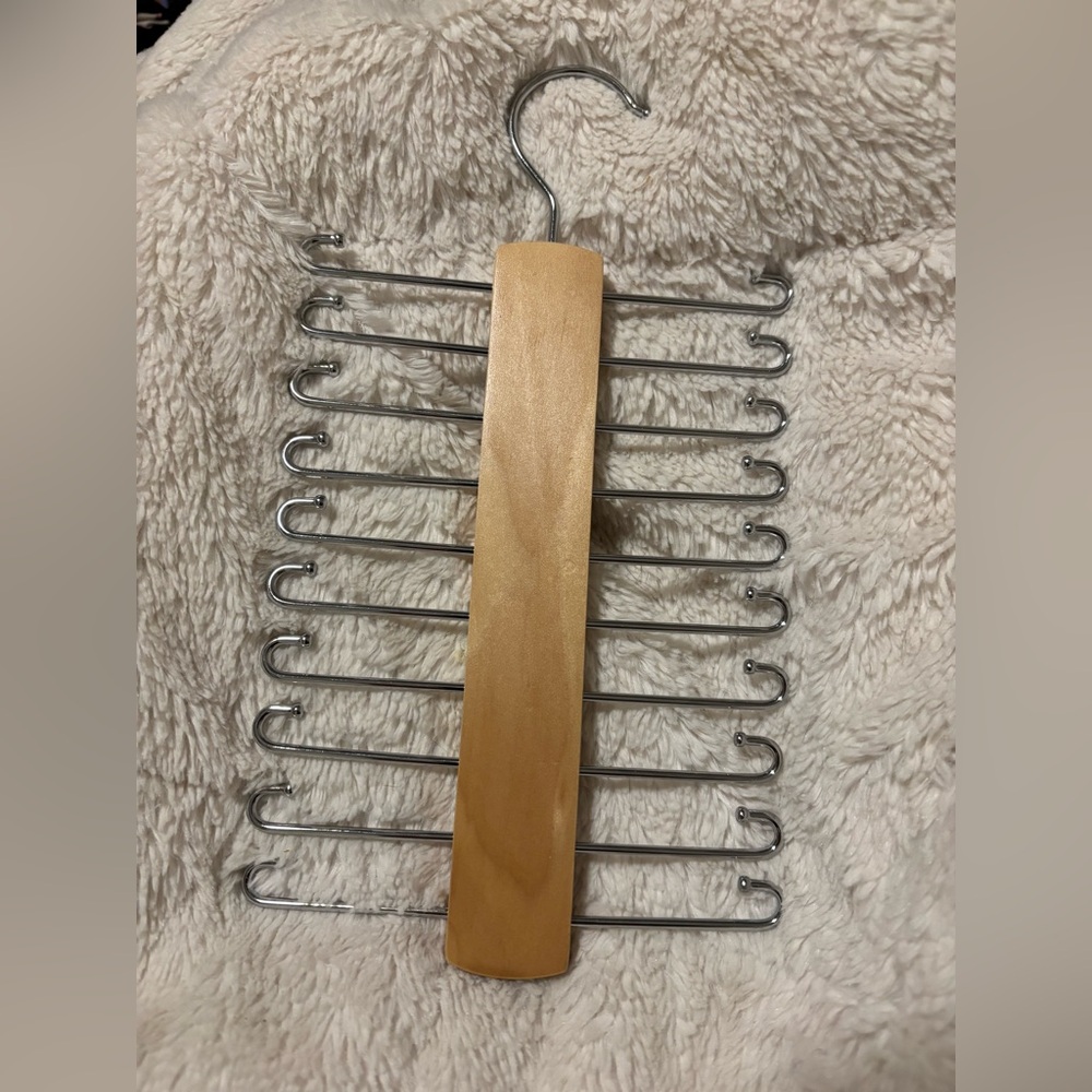 🌞Tie/Scarf/Belt Rack Closet Storage Hanger